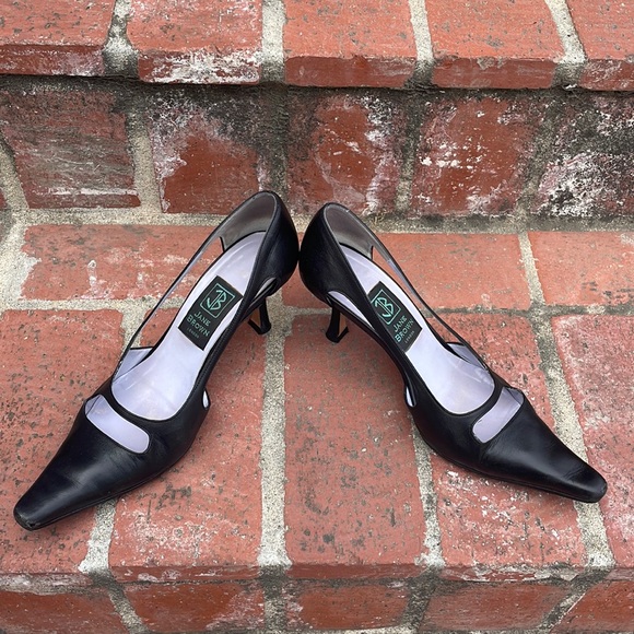 Heel Pumps - Picture 1 of 12